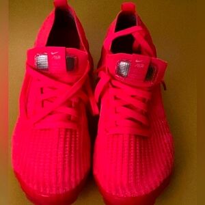 COPY - Hot Pink Nike AirMAX